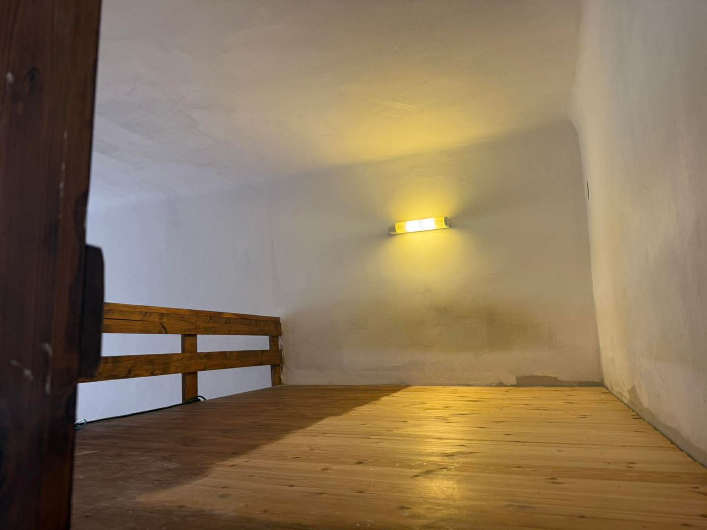 A lakás fa galériája